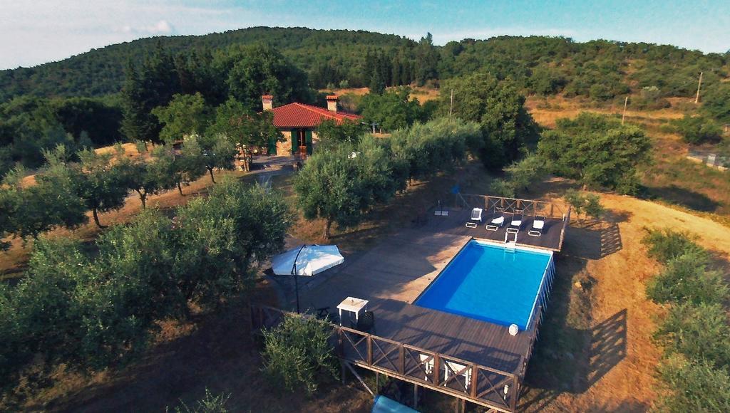 Casa Vacanza Le Corniole チヴィテッラ・イン・ヴァル・ディ・キアーナ エクステリア 写真